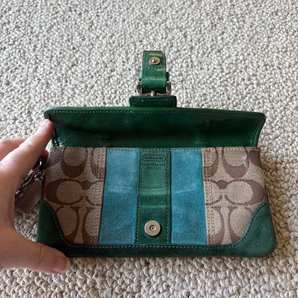 Vintage Coach Soho Signature Canvas Wristlet – Green Suede – Y2K Authentic vint - Picture 5 of 8